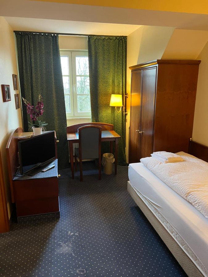 Hotel Am Schloss - Frankfurt An Der Oder Kültér fotó