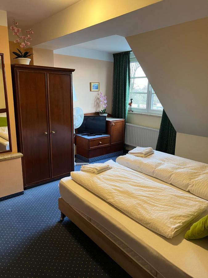 Hotel Am Schloss - Frankfurt An Der Oder Kültér fotó